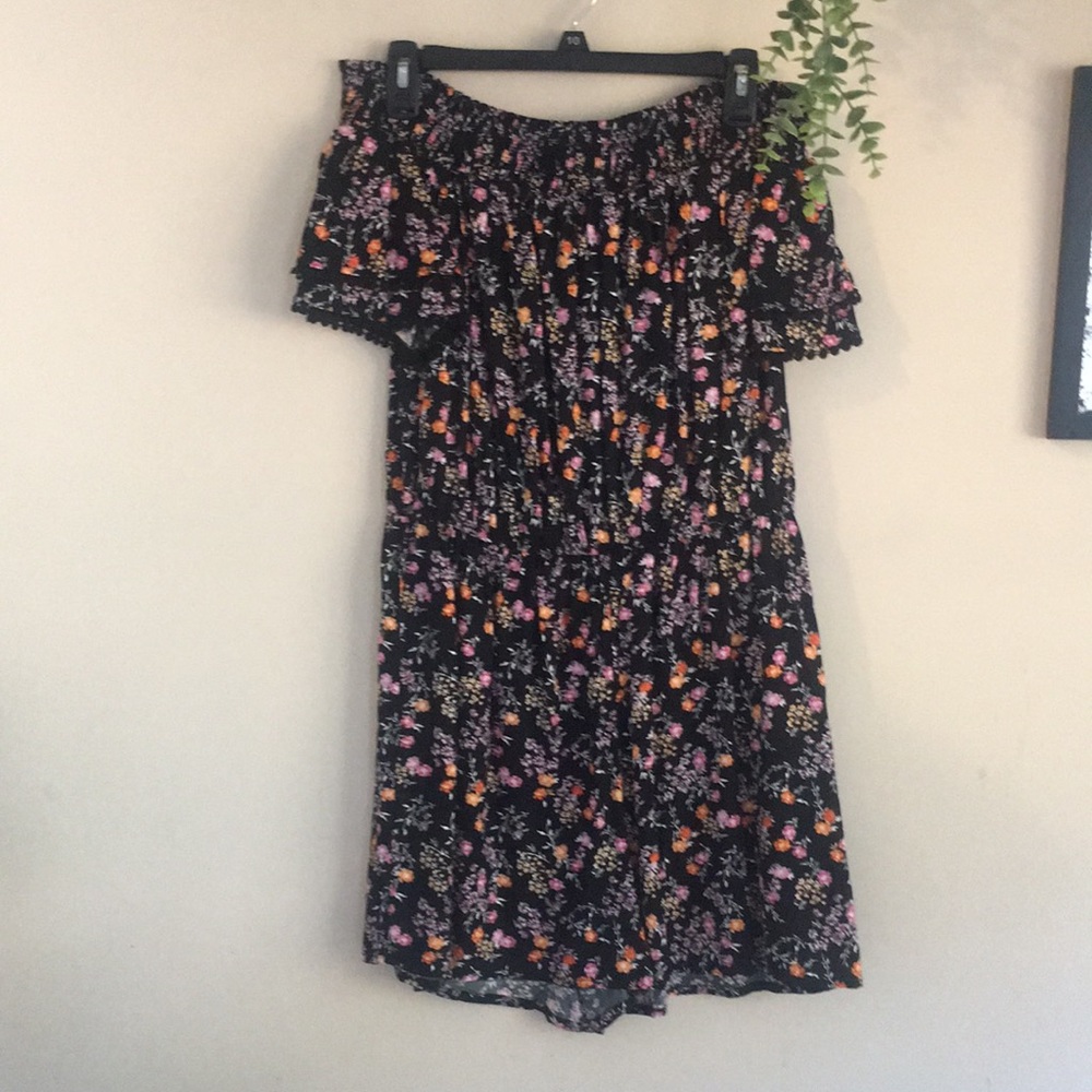 Strapless floral romper